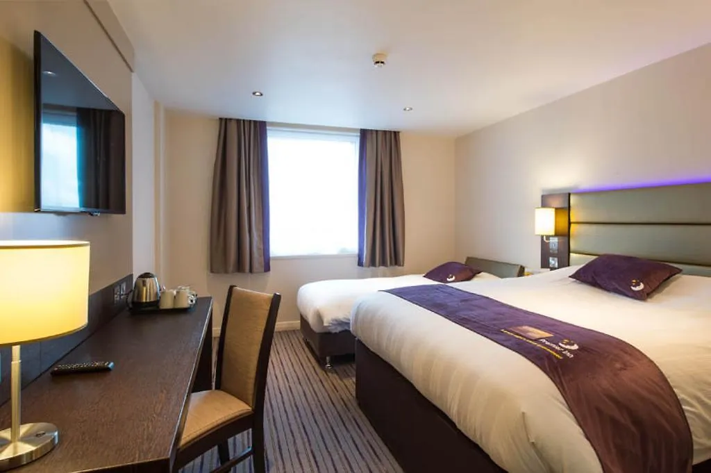 Premier Inn London City - Aldgate Великобритания