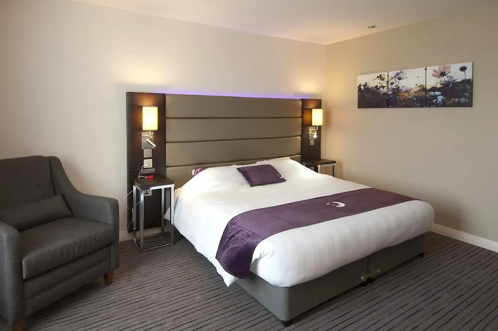 Premier Inn London City - Aldgate Отель